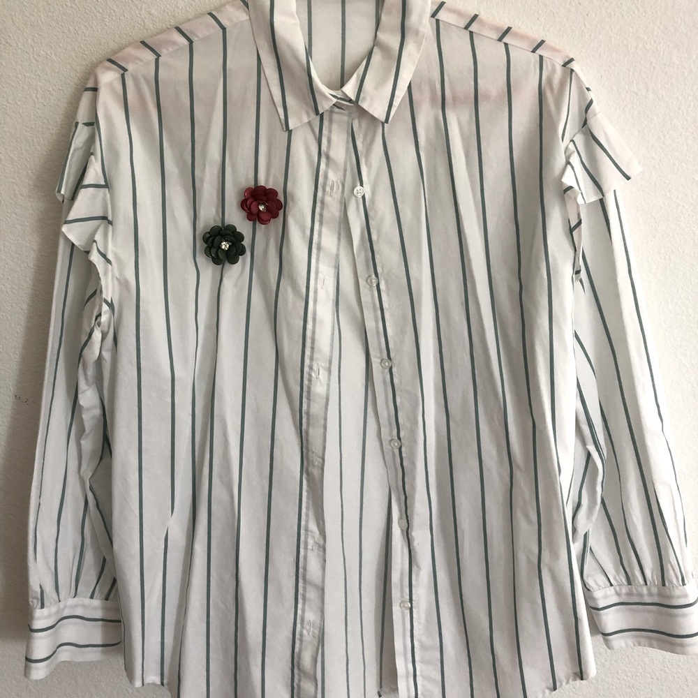White buttoned shirt with green stripes